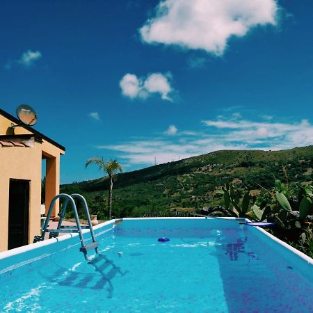 Casa Pizzido Near Cefalu Collesano Bagian luar foto