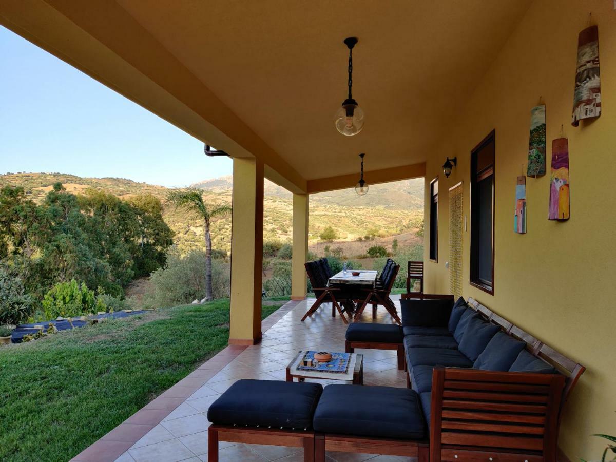 Casa Pizzido Near Cefalu Collesano Bagian luar foto